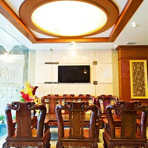Hotel Dinh Phat
